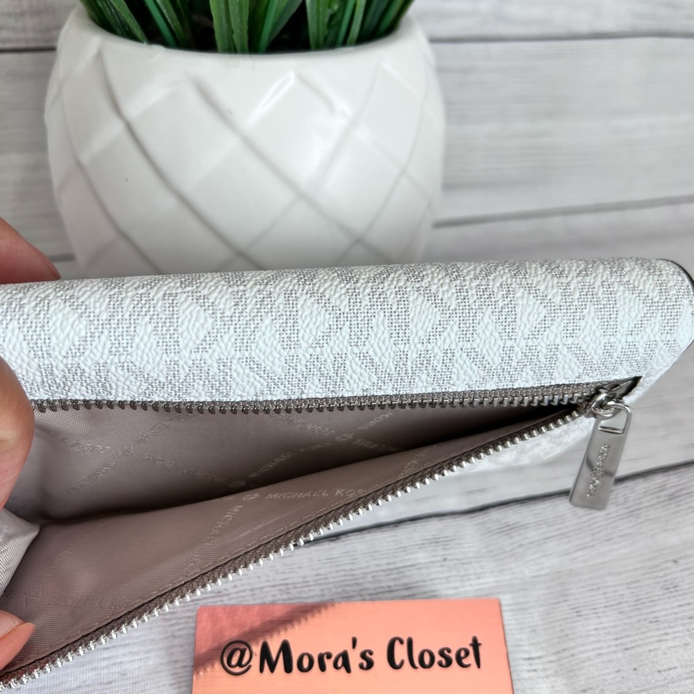 🦋Michael Kors Trifold Wallet - Picture 6 of 7